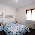 Casa Katia, Giuliana & Nami Lacona