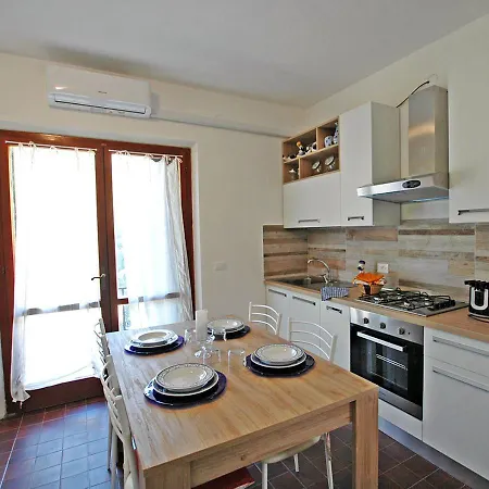 Casa Giuliana Lacona