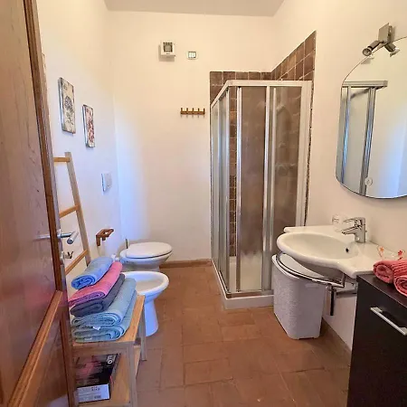 Casa Katia, Giuliana & Nami * Лакона