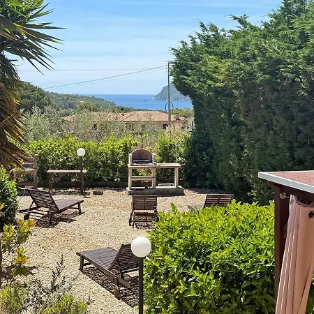 Casa Katia, Giuliana & Nami * Лакона