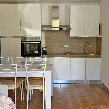 Casa Katia, Giuliana & Nami